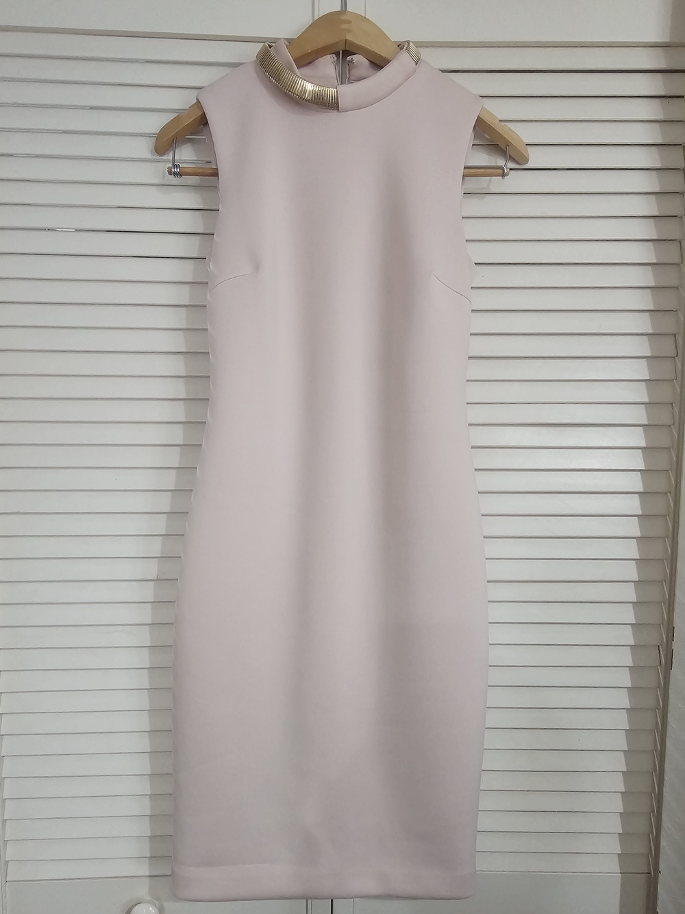 Calvin Klein Pale Pink Sleeveless Sheath Dress with Gold Collar